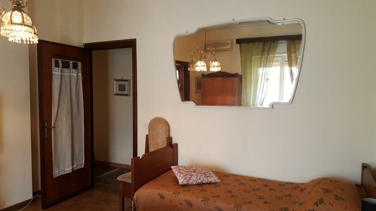 B&B United States Of Europe Catania Exterior photo