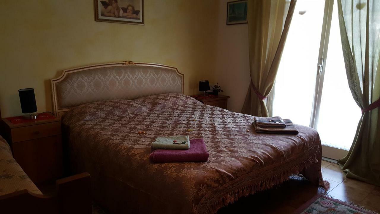 B&B United States Of Europe Catania Exterior photo